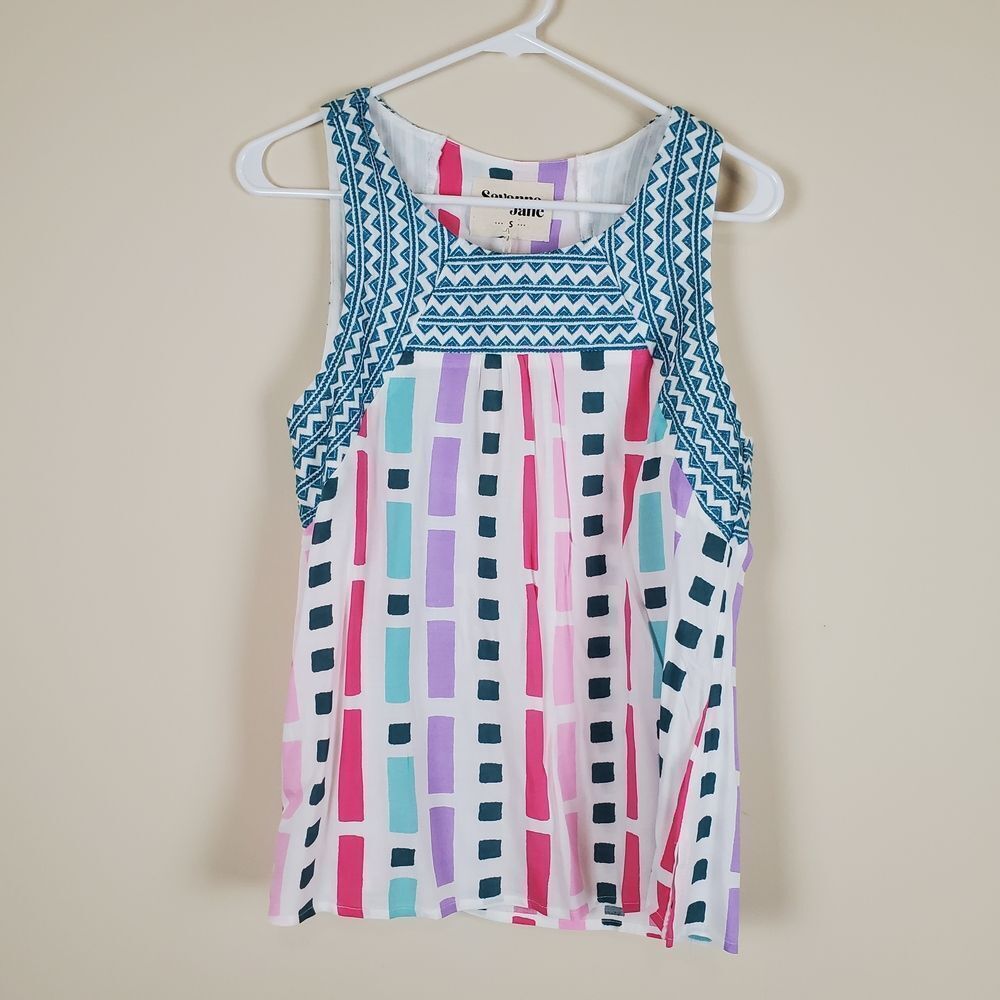 Savanna Jane Embroidered Printed Sleeveless Top 
Size small
New with tags 
Armpi